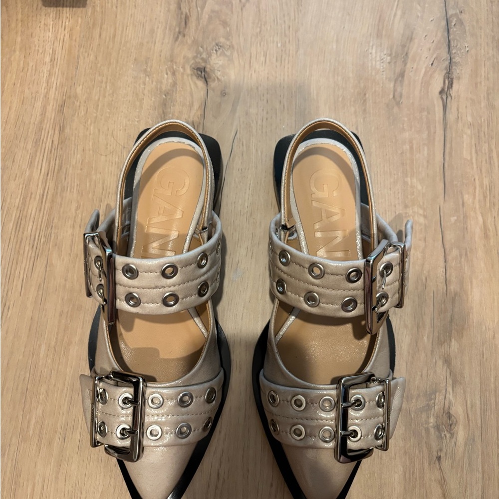 Ganni flats size 35 - Picture 2 of 3